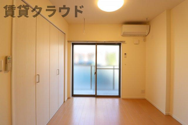 スマイルレジデンスの洋室|洋室です