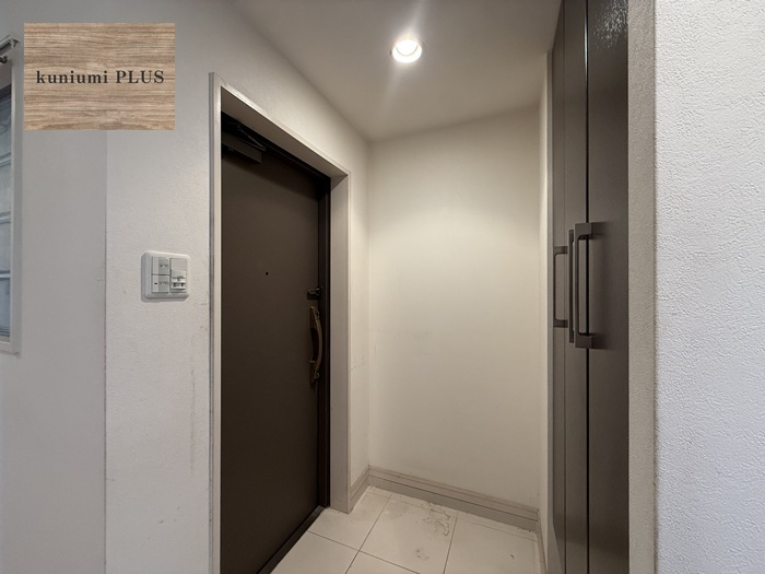 クレアシティ鶴見花博通りの玄関