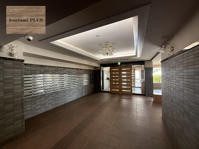 クレアシティ鶴見花博通りのエントランス