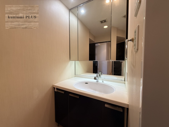 クレアシティ鶴見花博通りの独立洗面台