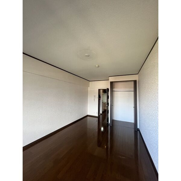 第3いわきビルディングの居間・リビング