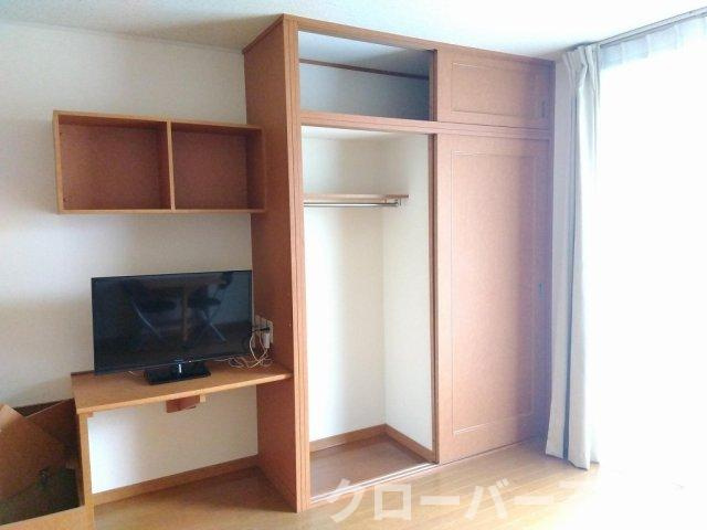 レオパレスシャルム瀬戸の収納