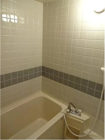 【シャトー堺町】　岸和田市1棟投資マンションの浴室