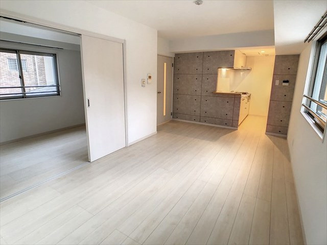 AKASAKA2320の居間・リビング