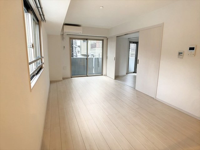 AKASAKA2320の居間・リビング