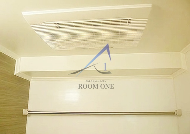 ルーブル市ヶ谷の内装