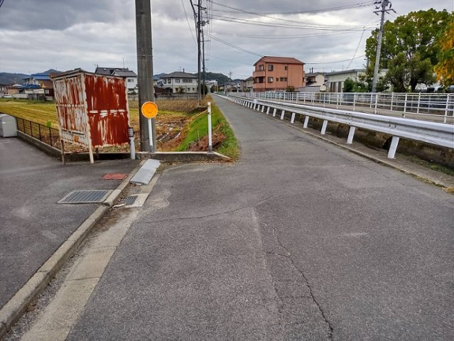 【その他】 | レオパレスラフィーネ | 物件前道路