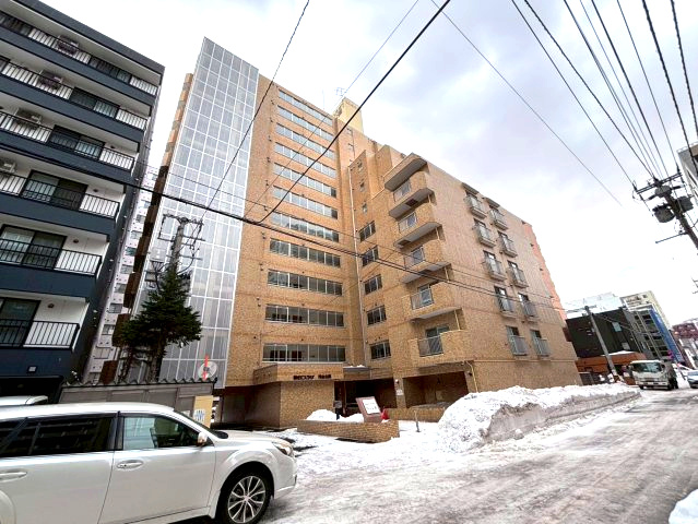 朝日プラザ円山公園の外観