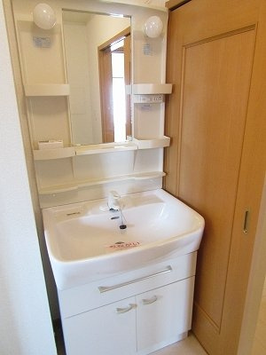 ソーレ（ｓｏｌｅ）の洗面所