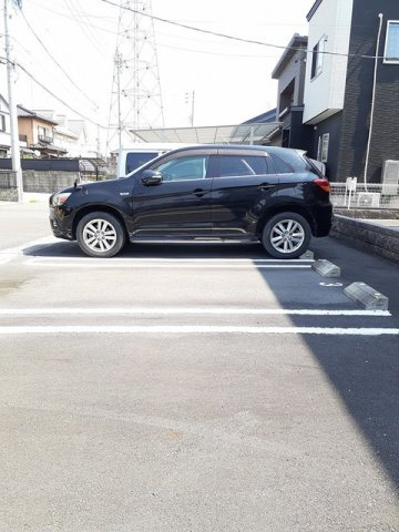 ハーモニーの駐車場