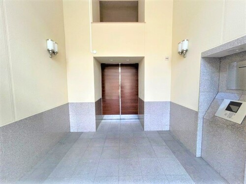 パークシティ ザ ウイングス西棟のエントランス