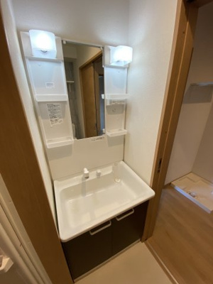 【独立洗面台】 | Ballon d‘Or中山