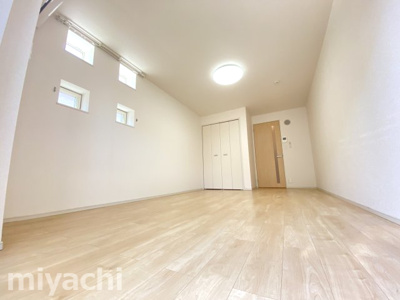 【居間・リビング】 | セレノ城南A