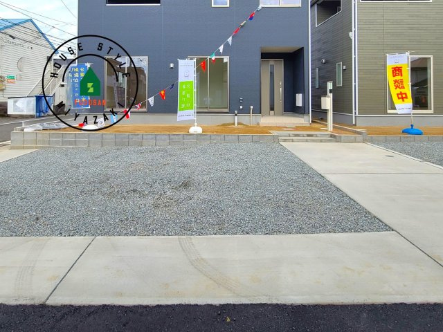 都城市早水町第1-2棟（2号棟）の外観：施工例|駐車場になります。