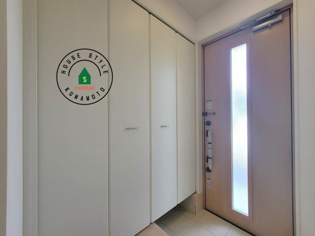 都城市早水町第1-2棟（2号棟）の防犯設備|【電子キー】 玄関ドアのカギの開け閉めも、これからは電子錠でスマートに。