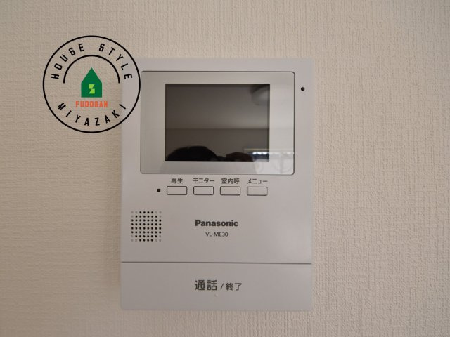 都城市早水町第1-2棟（2号棟）のセキュリティ|外出中も来訪者をカラー画面と音声でしっかり録画します。在宅時にも鮮明なモニターでしっかり相手を確認できます！