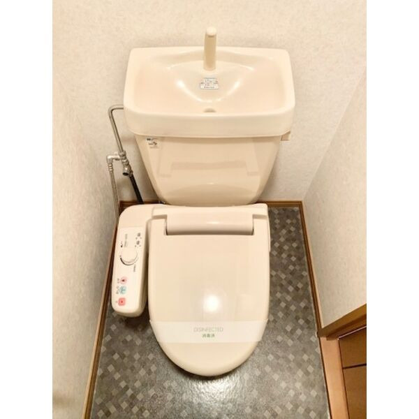 ベイシック大名のトイレ