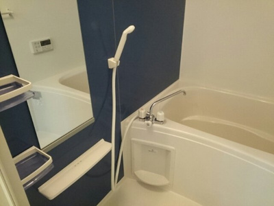 【浴室】 | エスポワールⅣ | 落ち着いた空間のお風呂です