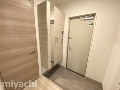 【玄関】 | アーバンライフヒロ