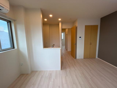 【居間・リビング】 | ラ・メゾンド浅生 | リビング