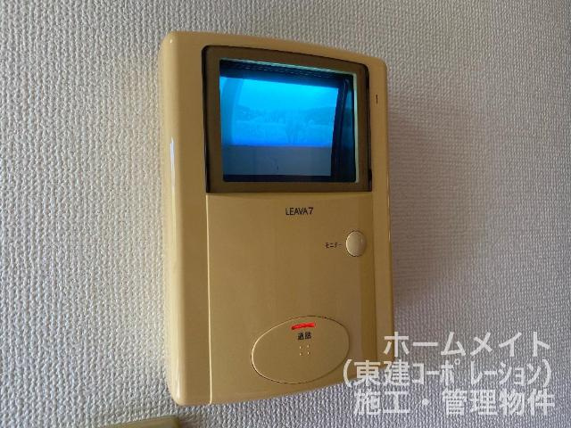 サンプレス岩波のセキュリティ|カメラ付インターホン（イメージ）