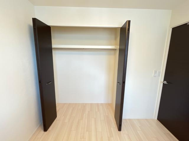 （仮）裾野市佐野新築アパートの収納|クローゼット（イメージ）