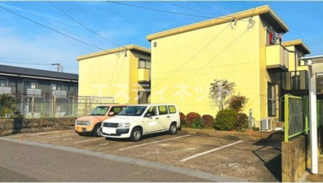 ファミール鈴木