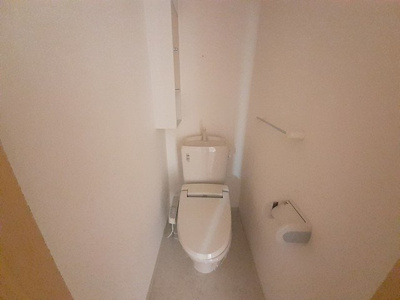【トイレ】 | キャッスル・ミニヨン | ゆったりとした空間のトイレです