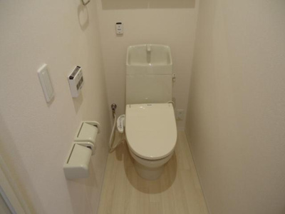 【トイレ】 | カーサプレーマイースト | シャワー付トイレ