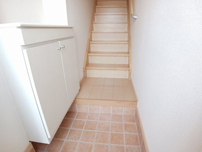 【玄関】 | グレイス別所南 | 落ち着いた玄関です