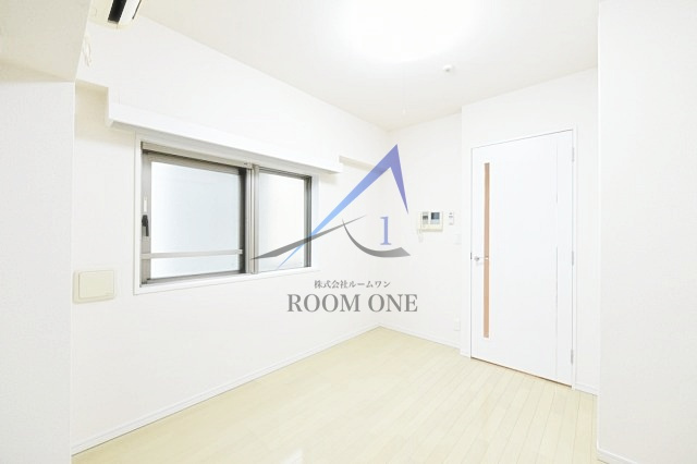 クレアシオン門前仲町の居間・リビング|洋室のお部屋です。