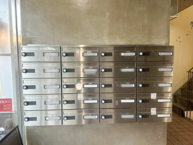 想定年間賃料　6,320万　想定利回り7.90％　鉄骨鉄筋コンクリート造の設備