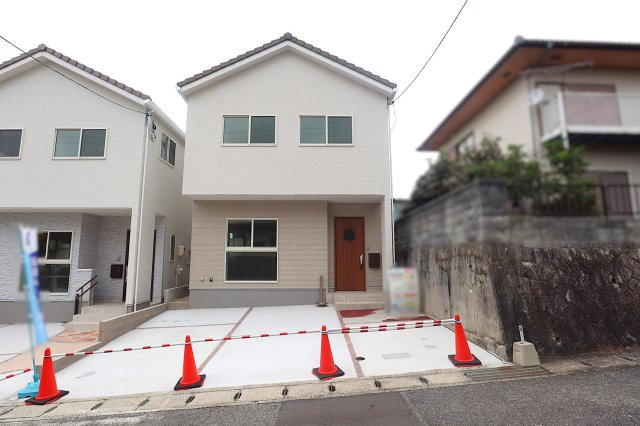 広島市安佐北区亀崎２丁目の中古一戸建