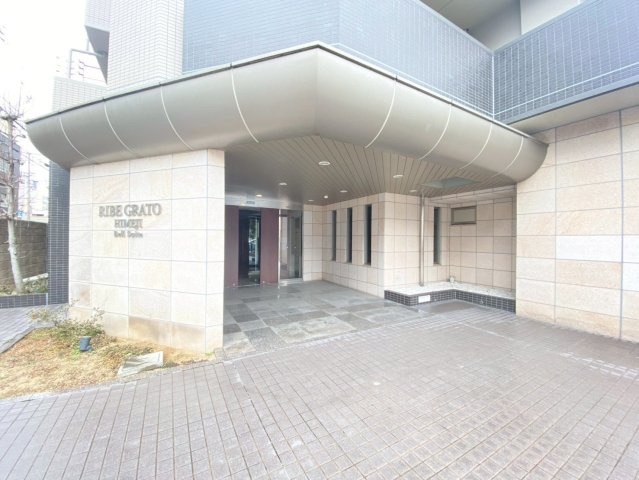 リベ・グラート姫路ベルスウィートのエントランス|マンション出入口