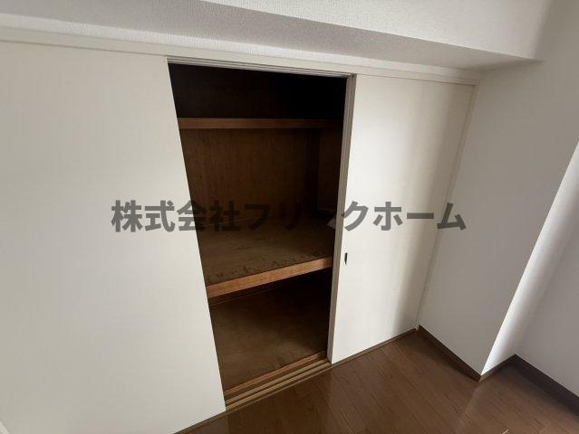 新宿区北新宿４丁目の賃貸マンションの収納