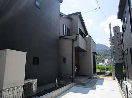 伴東5丁目　2号棟　新築戸建