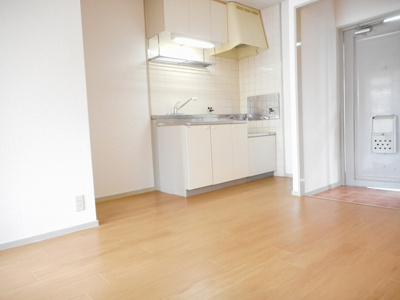 【居間・リビング】 | フローリッシュ奥野Ⅰ