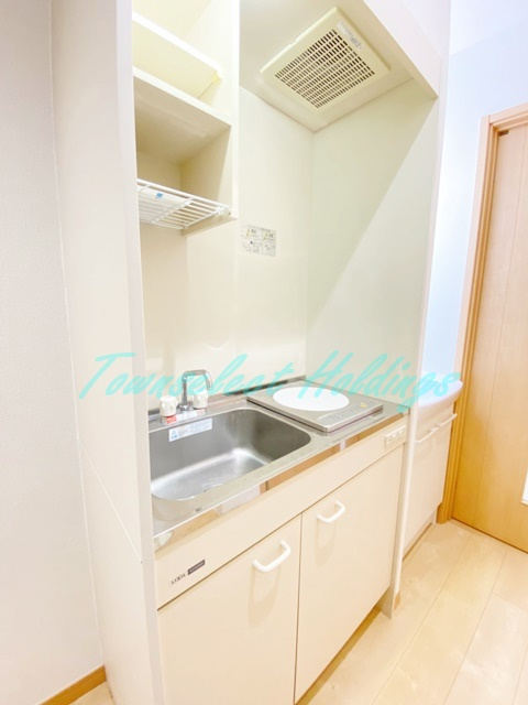 ブランドゥブランのキッチン|IHクッキングヒーターで掃除も楽チン♪