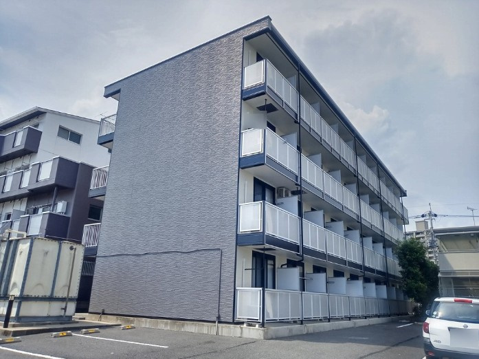 レオパレスプレジャー宇都宮の外観