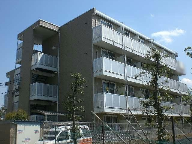 レオパレスエスタⅣの外観