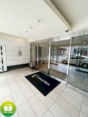 コンフォリア両国トロワのエントランス