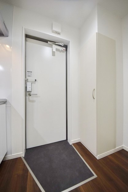 ソレイユ西川口の玄関