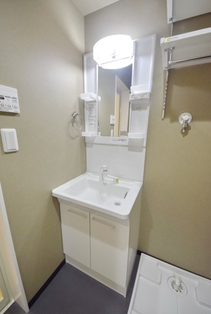 ソレイユ西川口の洗面所