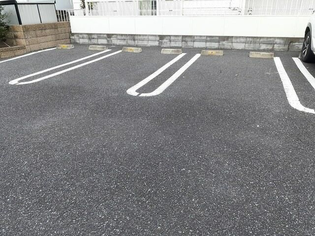 スターミントの駐車場