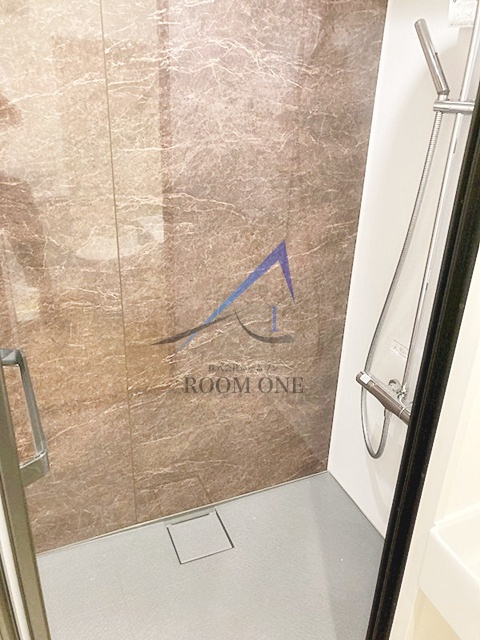 TOYO-ICHI APARTMENT.の浴室|シャワールームです。