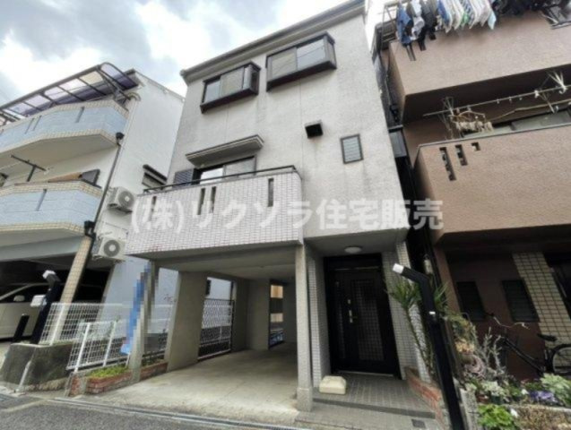 出雲町　中古一戸建ての外観|新しい生活にいかがでしょうか？外観はお住まいの顔になります。こだわりたいポイントですね。外壁塗装や屋根塗装のご相談も承っております。
■現地内覧・資金計画相談・住宅ローン相談もお問合せ受付中■