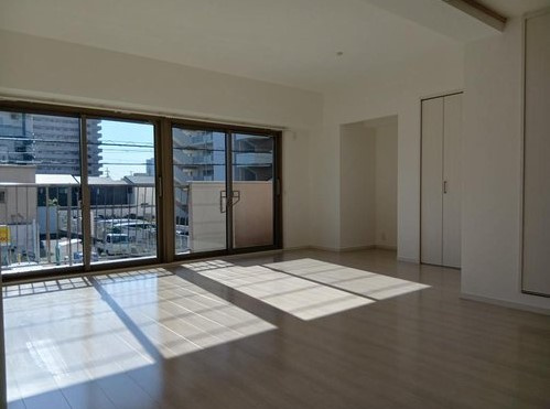 ルポ城北　2階の居間・リビング