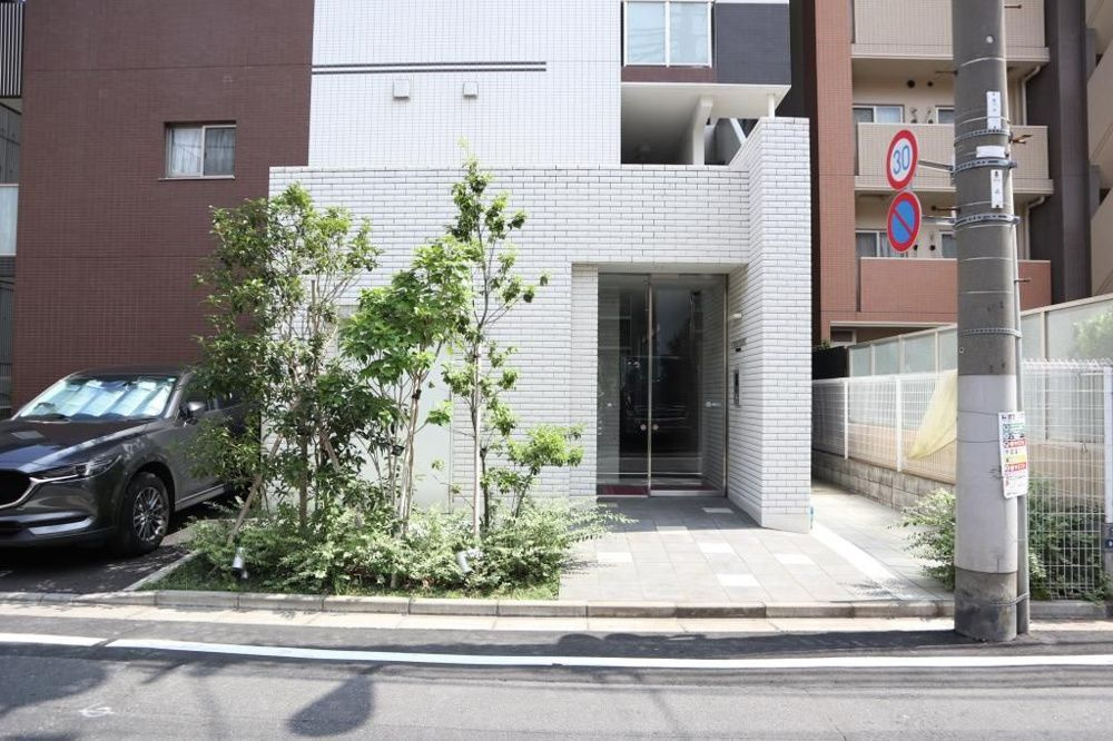 ヴィオラコートのエントランス