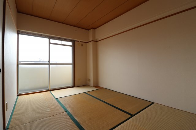 メゾントゥルースの和室