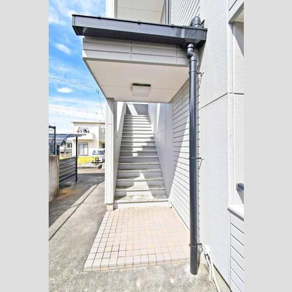 ル・ミエール上の山のエントランス